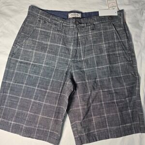 Flat-Front Grey Plaid Men’s Shorts - Modern Tailored Fit